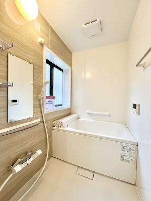 �����@����̔�����₷��؂ȃo�X�^�C���B�������Ƃ����C���y����Ŕ����Ƃ肽���ł��ˁI  