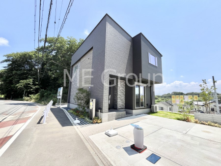 ���n�O�ώʐ^�@�O�ρ`Exterior�`�@��s���œ���̃X���[���C�t���΂Ɉ͂܂ꂽ�y�n�͓s��̌�����Y���ꂻ���B�l�G��ʂ��Ď��R�ƐG�ꍇ����X�|�b�g�����ӂɂ͐��肾������I�Z�݂����Ȃ�ƁB��炵�������B