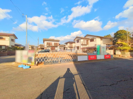 ���n�O�ώʐ^�@�`Exterior�`�@�p�n�ɂ��z����E���ʂ��ǍD�ł��B��ˌ��Ă̑傫�ȃ����b�g�́A�����B�́u�y�n�v���u���R�Ɂv�g���鎖�ł��B�K�[�f�j���O��c�h�x�C�Ԃ�o�C�N�̎�ȂǗl�X�ȗp�r�ŗ��p�ł��܂��B