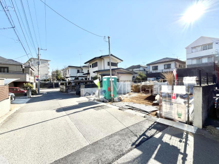 ���n�O�ώʐ^�@�O�ρ`Exterior�`�@�O�ʓ��H�͊ՐÂȏZ��n���͂���Ԓʂ�̏��Ȃ����H�B���Ԃ̏o��������炭�炭�ł��I���s���_�E���n���w�̂���]�́A���C�y�ɂ��₢���킹���������I