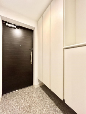 ���ց@�����`Entrance�`�@���ւ͉Ƃ̊�Ƃ����܂����䂪�Ƃ̃Z���X�����肰�Ȃ����������閣�͂��錺�֑�����y���݂̈�B�A���x�ɉƑ����ق��Ƃł���S�n�悢��ԑ������؂ł��ˁ�