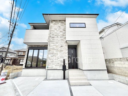 ���n�O�ώʐ^�@�O�ρ`Exterior�`�@���X�����Ȃ���A�咣���߂����ǂ����]�T������������V���[�v�ȃt�H�����ŘȂޓ@��́A���V�̋�ƏƂ炵���킹�鎖�ŁA�{������ׂ������`�̎p�������Ă���܂��B