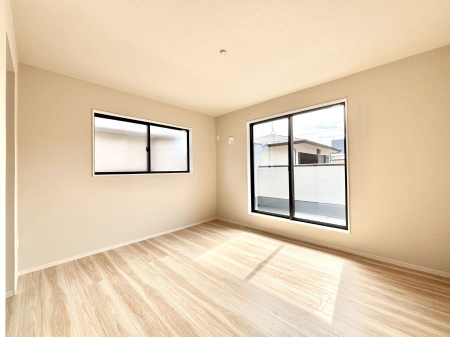 ���̑����ρ@�����`Bed Room�`  �u��������������l�v�Ƃ��v�w�ł�����肭�낰��Q���B  �����̉Ǝ��₨�d���ɔ�ꂽ���̓t�J�t�J�̃x�b�g�Ŗ�����Ă��������B�e���r��{�I�������Ă����K�ȍL����������