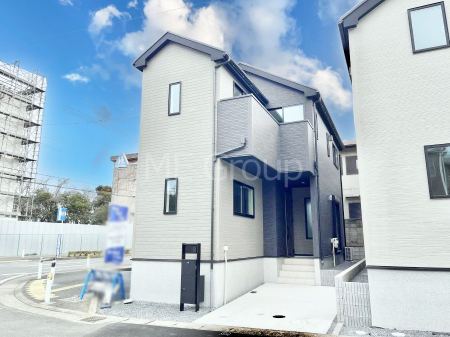 ���n�O�ώʐ^�@�O�ρ`Exterior�`�@�ՐÂȏZ��n�Ŏq��ĉƑ��Ƀs�b�^���B�����̂��U�������K�ȗ΂Ɍb�܂ꂽ�G���A�ŁA���R�ɕ�܂ꂽ���₩�ȕ�炵���������邽�߂́A��Ƃ肠��Z���������Ă��܂��B