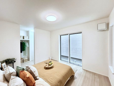 ���̑����ρ@�i�`�������ȃt���[�����O�͂ǂ�ȃC���e���A�ɂ��}�b�`�B  