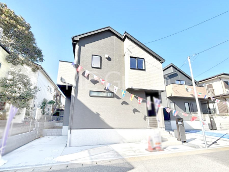 ���n�O�ώʐ^�@�O�ρ`Exterior�`�@���X�����Ȃ���A�咣���߂����ǂ����]�T������������V���[�v�ȃt�H�����ŘȂޓ@��́A���V�̋�ƏƂ炵���킹�鎖�ŁA�{������ׂ������`�̎p�������Ă���܂��B