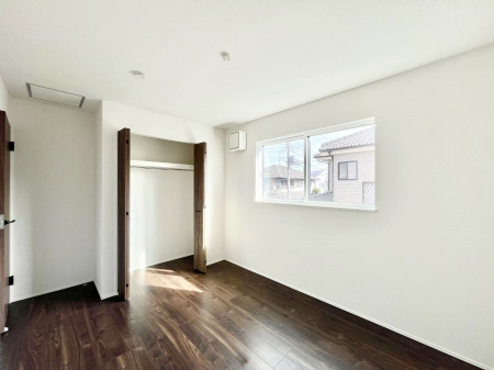 ���̑����ρ@�������Q�������`Bed Room�`�@�}���V�����ƈႢ�������������̂��ˌ��Ẵ����b�g�ł��B���Ƒ������������ƂŎ苷�Ɋ����Ă����Z�܂����ˌ��Ăł͊e�����v���C�o�V�[��ۂ��Ƃ��ł��܂��B