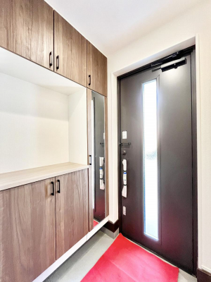 ���ց@�������Q�������`Entrance�`�@���ʔ��~���[�t�Ȃ̂ŁA���o�����O�̐g�����Ȃ݃`�F�b�N�Ɂ����ւ͂��q�l�����o�}�������ԍŏ��̏ꏊ�A�A���Ă��鎞�ɓ���ŏ��̏ꏊ�B����ȏꏊ�����炱���A���ǂ���ԂɁ�