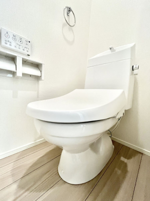 �g�C���@�g�C����1�K��2�K���ꂼ��ɔz�u����Ă��ĂƂĂ��֗��ł��B 