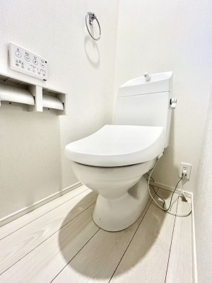 �g�C���@�g�C����1�K��2�K���ꂼ��ɔz�u����Ă��ĂƂĂ��֗��ł��B 