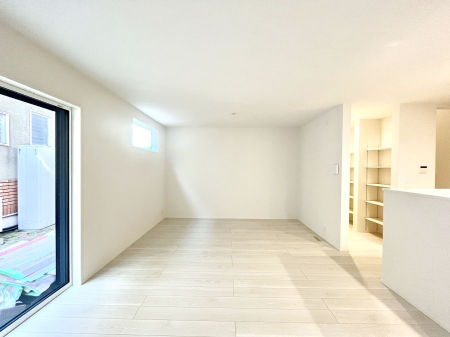 ���̑����ρ@�傫�ȑ����炽���Ղ�̗z���ƕ����������郊�r���O  