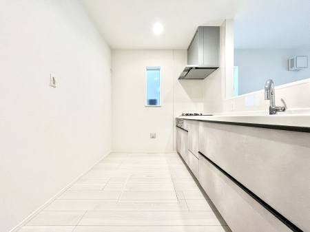 �L�b�`���@��Ƃ肠��L�b�`���ł͂��Ƒ��Ɗy�������������ł��܂��B