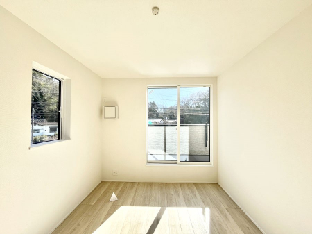 ���̑����ρ@���邢�o���R�j�[�T�C�h�ɗm����ݒu�B�ڊo�߂̗ǂ��Q���ɁB 