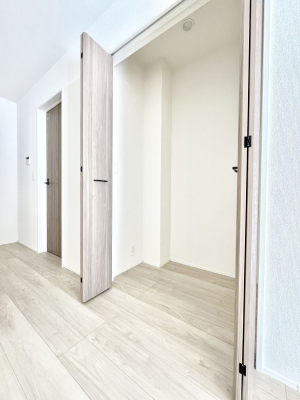 ���̑����ρ@�L�b�`���ɂ̓p���g���[�I�H�ނ̃X�g�b�N�͂������A���p�i�̎��[�Ȃǎg�����͂��낢��I