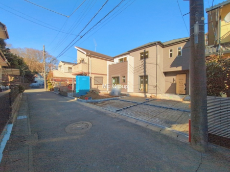 ���n�O�ώʐ^�@�`Exterior�`�@�J�[�X�y�[�X�͊�����2�䕪�I���ӂ͎Ԓʂ肪���Ȃ����߁A���������ĉ^�]�ł��A�Ԍɓ��ꂪ���ȕ��ł��X�C�X�C�y�ɒ��Ԃł��܂��B���q���ɂ��֗��ň��S�ł���  