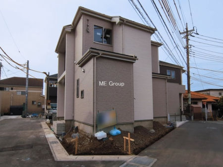 ���n�O�ώʐ^�@��2-A�������`Exterior�`�@�p�n�I�z����ǍD�I��ˌ��Ă̑傫�ȃ����b�g�́A�����B�́u�y�n�v���u���R�Ɂv�g���鎖�ł��B�K�[�f�j���O��c�h�x�C�Ԃ�o�C�N�̎�ȂǗl�X�ȗp�r�ŗ��p�ł��܂��B