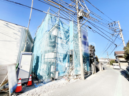 ���n�O�ώʐ^�@�O�ρ`Exterior�`  �O�ʓ��H�F �Z��n�ɂȂ��Ă���̂Ŏԗʂ����Ȃ��A�Â��ȗ��n�ł��B�q��Ċ����ǍD�ł������ӊ������킹�Ă��ē������Ē����܂��B���C�y�ɂ��₢���킹���������B