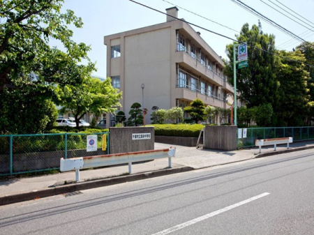 ���ӊ��@���w�Z 240m ��t�s���^�����w�Z