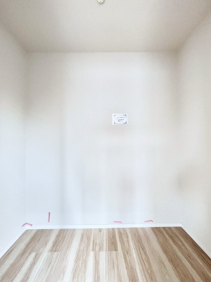 ���̑��@�����`Walk-in Closet�`�@�K�v�Ȃ��̂�R�[�f�B�l�[�g���ꗗ���Ċm�F�ł��A�g�x�x�⏀�����Z���ԂōςރE�H�[�N�C���N���[�[�b�g��ݒu���܂����B�Ƃ̒�����������Ƃ�����֗��Ȏ��[�X�y�[�X�ł��B