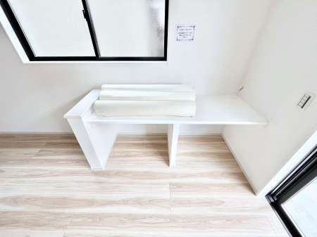 ���̑����ρ@���r���O�J�E���^�[�B�����[�g���[�N�₨�q�l�̕׋����ȂǁA��ƃX�y�[�X�ɂ������߂ł��B