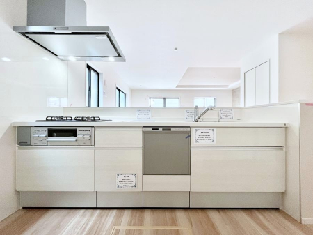 �L�b�`���@�����`Kitchen�`�@�L���Ďg���₷���L�b�`���Ȃ�Ƒ��ł�������ɗ�������������A��Еt������ԂȂ��ł����Ⴂ�܂�����[�������Ղ肠��̂ŁA������������Ɛ����Ȉ�ۂ�ۂĂ܂��B