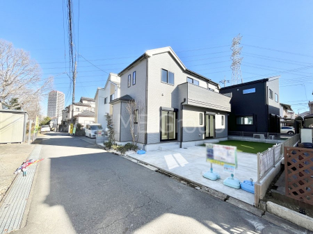 ���n�O�ώʐ^�@�O�ρ`Exterior�`�@�O�ʓ��H�F�� 4m �����@�O�ʓ��H�͊ՐÂȏZ��n���͂���Ԓʂ�̏��Ȃ����H�B���Ԃ̏o��������炭�炭�ł��I���s���_�E���n���w�̂���]�́A���C�y�ɂ��₢���킹���������I