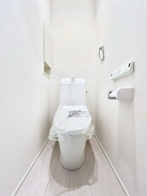 �g�C���@�������Q�������`Toilet�`�@�������̂��鐅����g�C���̓E�H�V�����b�g�t���ł����g�C���͖����g�킴��𓾂Ȃ����́B����������ۂ������ł��ˁB�g�C����2��������̂Œ��̍��G���ɕ֗��ł��I