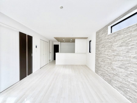 ���̑����ρ@�������Q�������`Living�`�@���r���O�ɊK�i�̂���Ԏ��ł���Ƒ��̃R�~���j�P�[�V�������X���[�Y�Ɏ��܂��ˁ��Ƃ肠���炵�ƐS�n�悢�Z�����a���ґ�Ȏ��Ԃ����Ƒ��݂�Ȃł��߂����������B