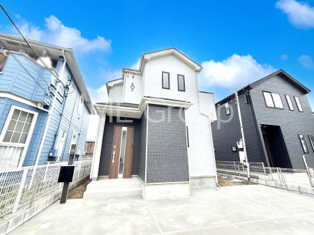 ���n�O�ώʐ^�@�O�ρ`Exterior�`�@���X�����Ȃ���A�咣���߂����ǂ����]�T������������V���[�v�ȃt�H�����ŘȂޓ@��́A���V�̋�ƏƂ炵���킹�鎖�ŁA�{������ׂ������`�̎p�������Ă���܂��B