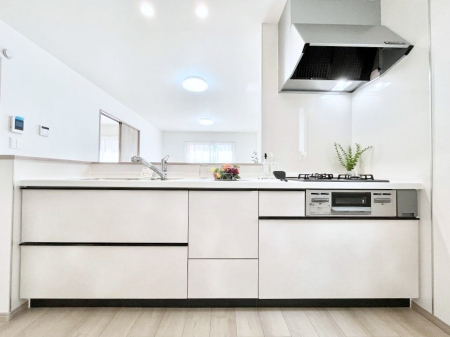 �L�b�`���@������A�������`Kitchen�`�@�L���Ďg���₷���L�b�`���Ȃ�Ƒ��ł�������ɗ�������������A��Еt������ԂȂ��ł����Ⴂ�܂�����[�������Ղ肠��̂ŁA������������Ɛ����Ȉ�ۂ�ۂĂ܂��B