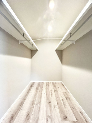 ���̑��@�����`Walk-in Closet�`�@�K�v�Ȃ��̂�R�[�f�B�l�[�g���ꗗ���Ċm�F�ł��A�g�x�x�⏀�����Z���ԂōςރE�H�[�N�C���N���[�[�b�g��ݒu���܂����B�Ƃ̒�����������Ƃ�����֗��Ȏ��[�X�y�[�X�ł��B
