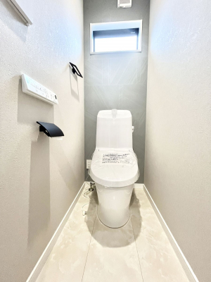 �g�C���@�����`Toilet�`�@�Y��E�X�b�L���E���K�ȃE�H�V�����b�g�t�g�C���ł��낰���Ԃł��B�g�C���͖����g�킴��𓾂Ȃ����́B����������ۂ������ł��ˁB�g�C����2��������̂Œ��̍��G���ɕ֗��ł��I