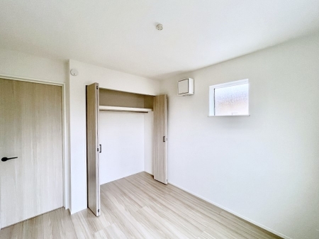 �q�������@���q���܂̂������Ƃ��Ă��I�ߗނ̐������ڂɕ֗��ȃN���[�[�b�g�t���̗m���B