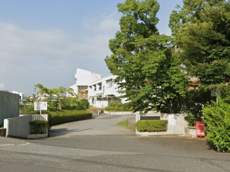 ���ӊ��@���w�Z 500m ���P�Y�s�����a���w�Z