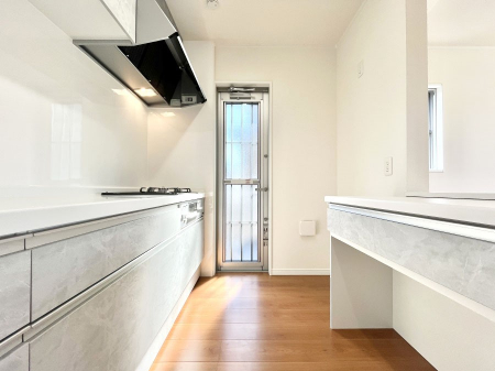 �L�b�`���@��Ƃ肠��L�b�`���ł͂��Ƒ��Ɗy�������������ł��܂��B