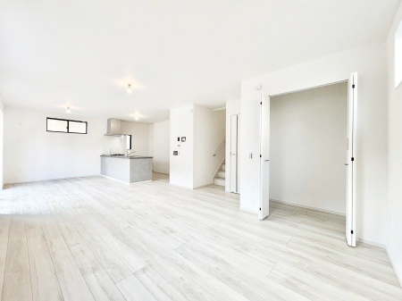 ���̑����ρ@�Ƒ������R�ƏW�܂�e���̃X�y�[�X�ɂȂ肻��