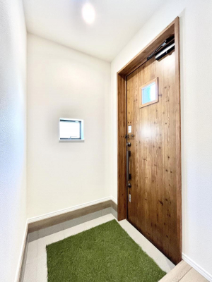 ���ց@������A�������`Entrance�`�@���ւ͉Ƃ̊�Ƃ����܂����䂪�Ƃ̃Z���X�����肰�Ȃ����������閣�͂��錺�֑�����y���݂̈�B�A���x�ɉƑ����ق��Ƃł���S�n�悢��ԑ������؂ł��ˁ�