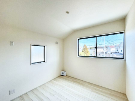 ���̑����ρ@2�ʍ̌����m�ۂ������邢��ԁB�Ƒ��݂�Ȃ����K�ȕ�炵����������݌v�ł��B