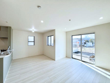 ���̑����ρ@���邢�z���������A�����̕��͋C�ɖ��������_�C�j���O�B 