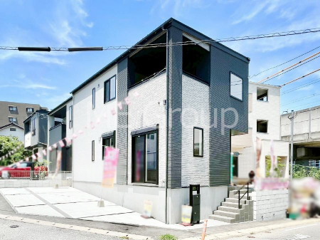 ���n�O�ώʐ^�@�O�ρ`Exterior�`�@�p�n�ɂ��z����E���ʂ��ǍD�ł��B��ˌ��Ă̑傫�ȃ����b�g�́A�����B�́u�y�n�v���u���R�Ɂv�g���鎖�ł��B�K�[�f�j���O��c�h�x�C�Ԃ�o�C�N�̎�ȂǗl�X�ȗp�r�ŗ��p�ł��܂��B