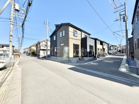 ���n�O�ώʐ^�@�O�ρ`Exterior�`   �O�ʓ��H�͊ՐÂȏZ��n���͂���Ԓʂ�̏��Ȃ����H�B���Ԃ̏o��������炭�炭�ł��I���s���_�E���n���w�̂���]�́A���C�y�ɂ��₢���킹���������I