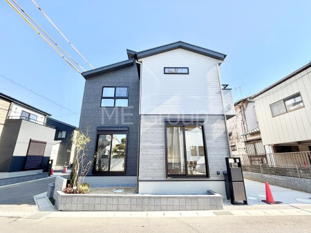 ���n�O�ώʐ^�@�O�ρ�10�������`Exterior�`�@��ˌ��Ă̑傫�ȃ����b�g�́A�����B�́u�y�n�v���u���R�Ɂv�g���鎖�ł��B�K�[�f�j���O��c�h�x�C�Ԃ�o�C�N�̎�ȂǗl�X�ȗp�r�ŗ��p�ł��܂��B