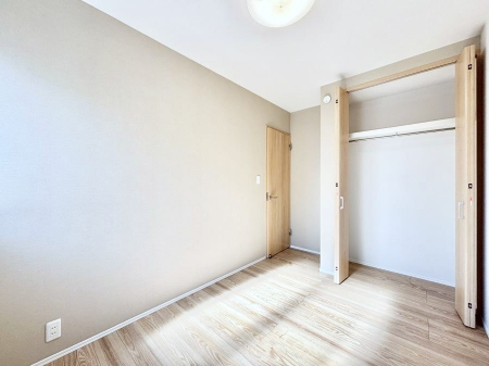 �q�������@�q�������ɂ��������߂Ȏ��[�X�y�[�X�����Ղ�̋���