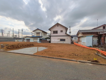 ���n�O�ώʐ^�@�`Exterior�`�@�ՐÂȏZ��n�Ŏq��ĉƑ��Ƀs�b�^���B�����̂��U�������K�ȗ΂Ɍb�܂ꂽ�G���A�ŁA���R�ɕ�܂ꂽ���₩�ȕ�炵���������邽�߂́A��Ƃ肠��Z���������Ă��܂��B