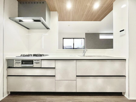 �L�b�`���@�������������I�ɁA�y�����I�V�X�e���L�b�`��  �@