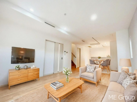 ���r���O�@���Ƒ��̓��₩�Șb�����ŕ�܂�閾�邢���r���O  ���Ƌ��CG�ł�