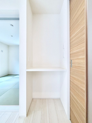 ���̑����ρ@���r���O�J�E���^�[�B�����[�g���[�N�₨�q�l�̕׋����ȂǁA��ƃX�y�[�X�ɂ������߂ł��B