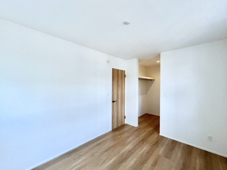 �q�������@�q�������ɂ��������߂Ȏ��[�X�y�[�X�����Ղ�̋���