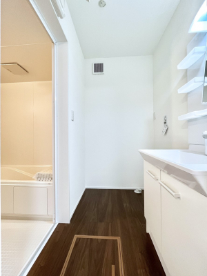 ���̑��@�������̂�����K��Ԃł��B�����̐g�x�x���C�����ǂ����g�������܂��B 