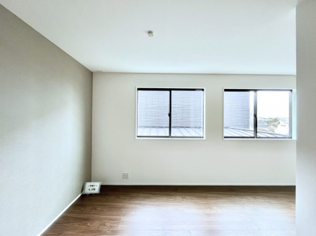 �Q���@�g���₷���`�Ńx�b�g��Ƌ�̒u�����ɂ����邱�Ƃ�����܂���B   